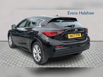Used Infiniti Q30 2017 for sale - 78754859: Photo