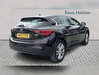 Used Infiniti Q30 2017 for sale - 78754859: Photo