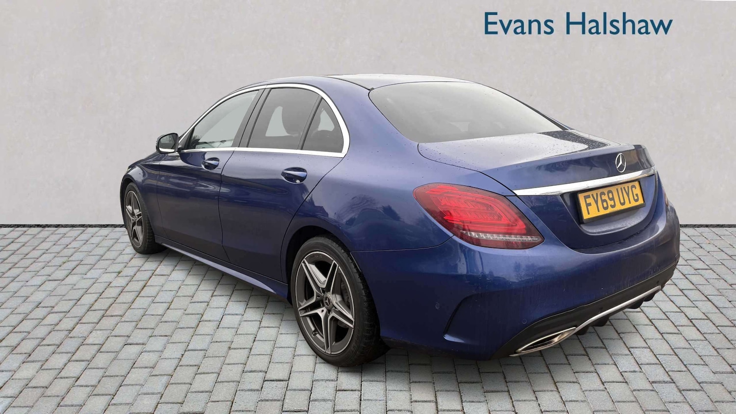 Used Mercedes-Benz C Class 2019 for sale - 78051930: Photo 2