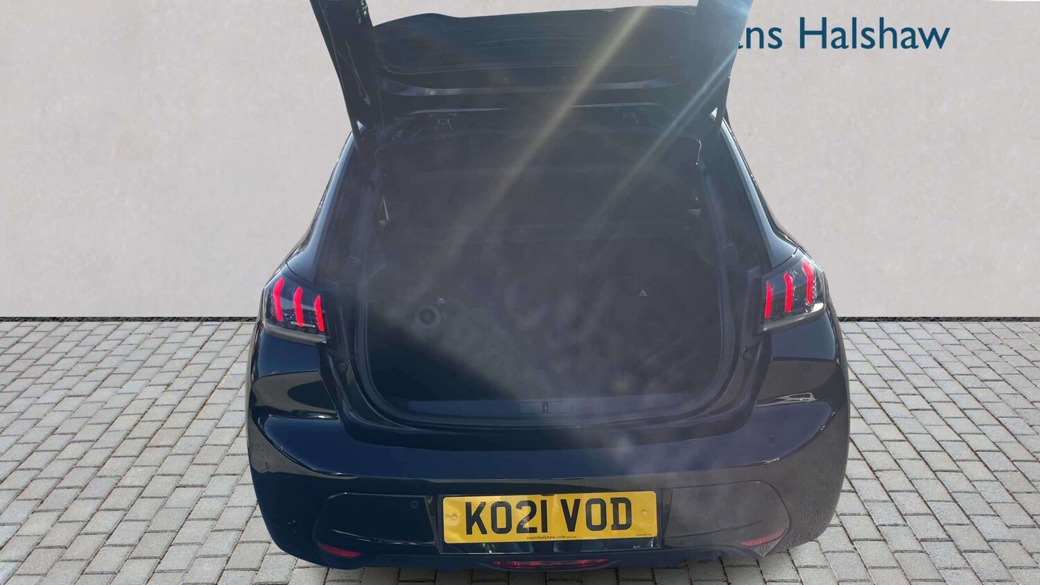 Used Peugeot 208 2021 for sale - 77858097: Photo 7