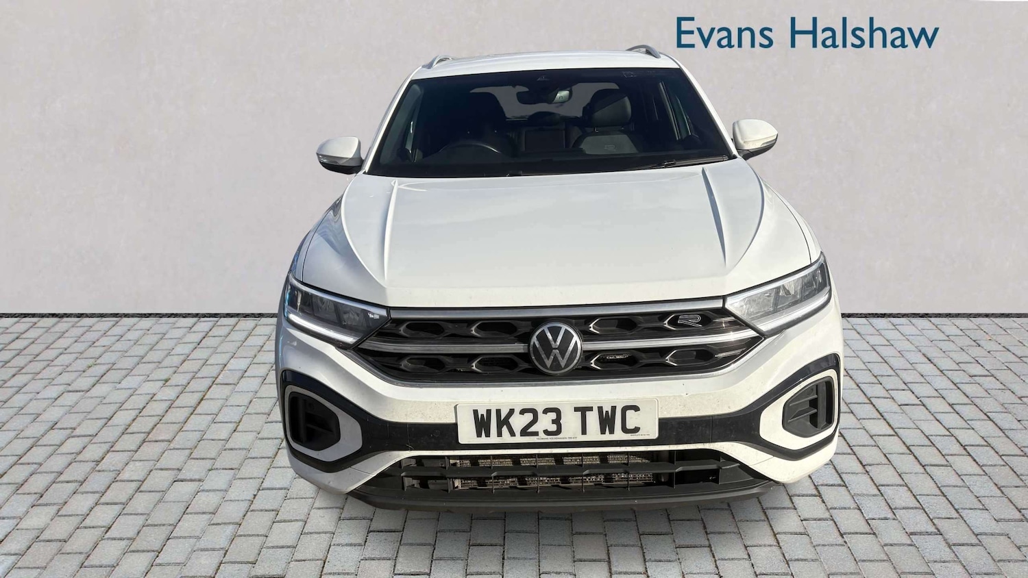 Used Volkswagen T-Roc 2023 for sale - 78024351: Photo 3