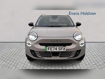 Used Fiat 600 2024 for sale - 77856868: Photo