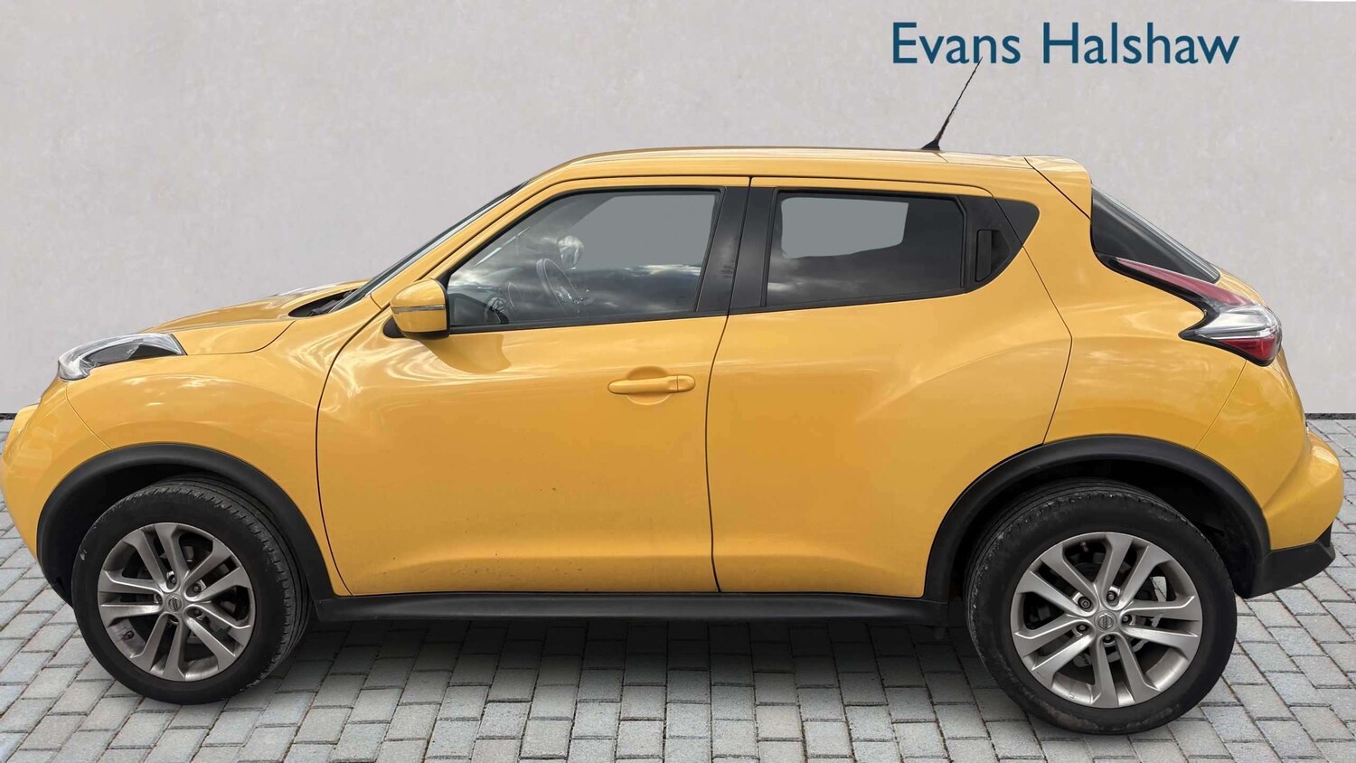 Used Nissan Juke 2015 for sale - 78089734: Photo 4