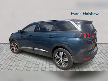 Used Peugeot 5008 2023 for sale - 79511668: Photo