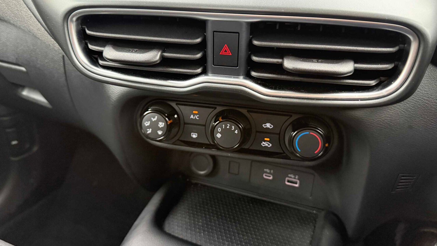 Used Nissan Juke for sale - 77857451: Photo 17