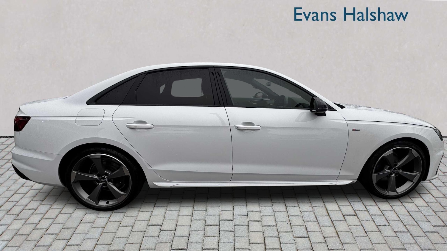 Used Audi A4 2021 for sale - 77857420: Photo 4