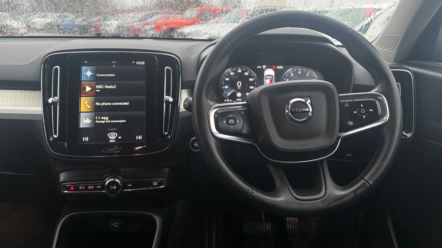 Used Volvo XC40 for sale - 77862304: Photo 16