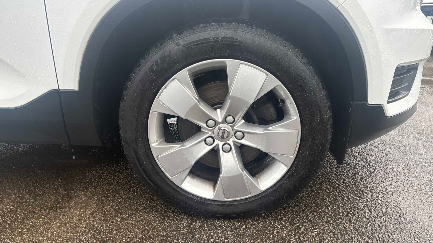 Used Volvo XC40 for sale - 77862304: Photo 7