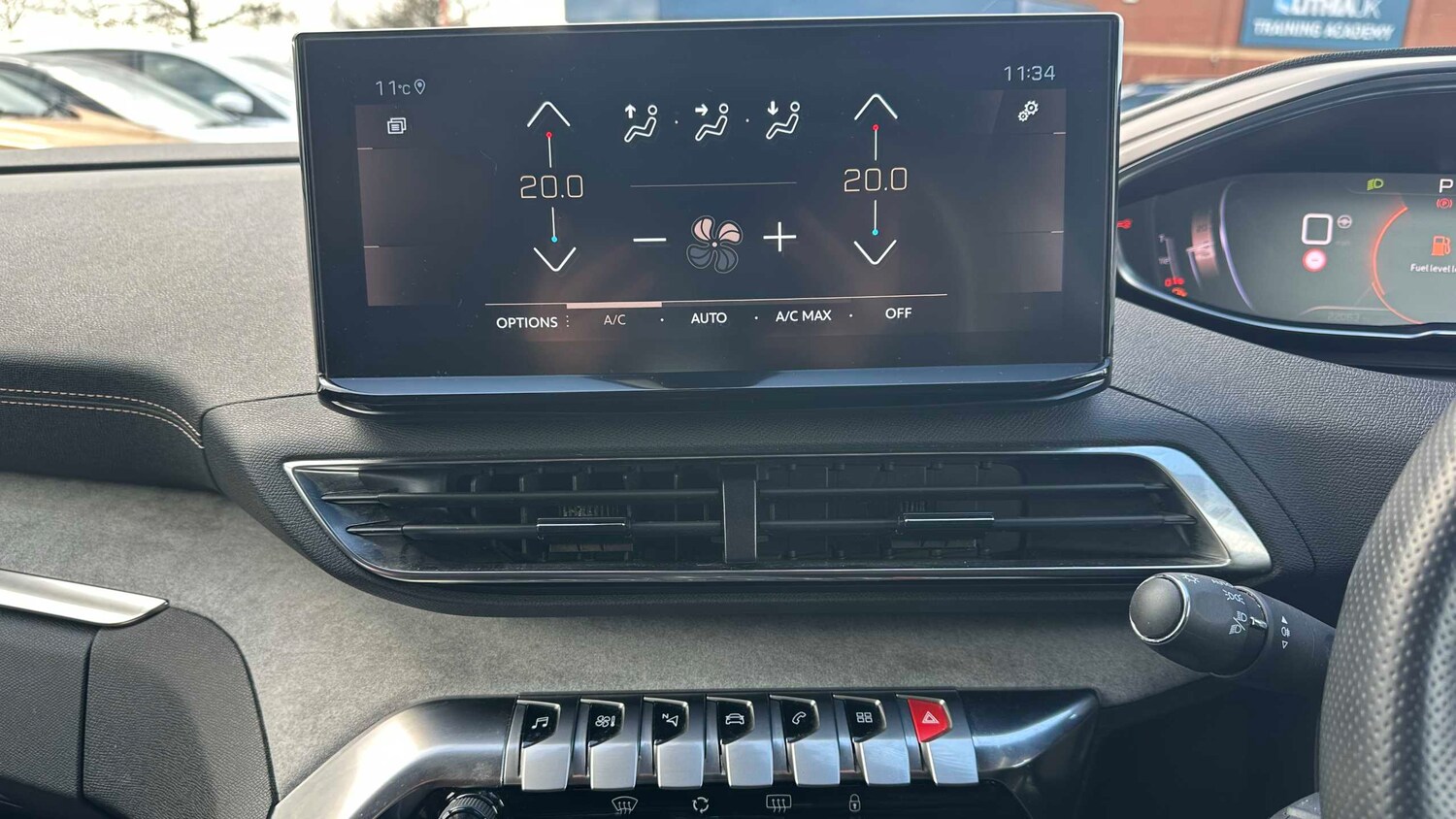 Used Peugeot 5008 2023 for sale - 77856389: Photo 20