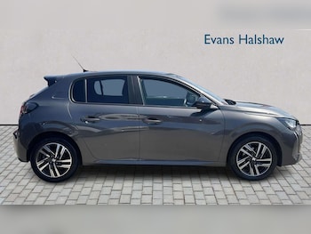 Used Peugeot 208 2023 for sale - 79065390: Photo