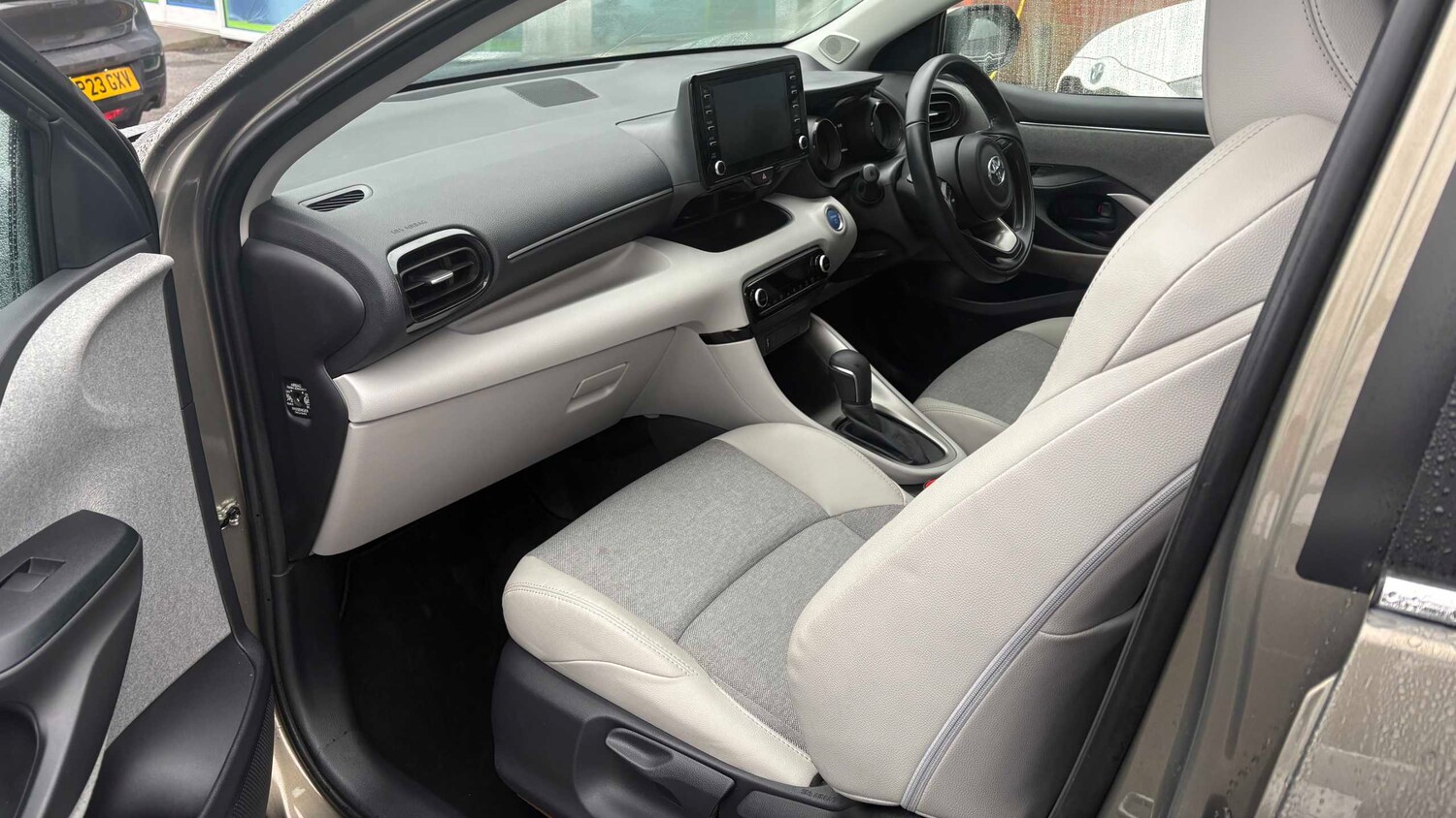 Used Toyota Yaris for sale - 77862619: Photo 13