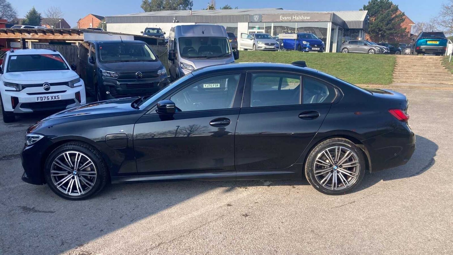 Used BMW 3 Series 2019 for sale - 77857687: Photo 11