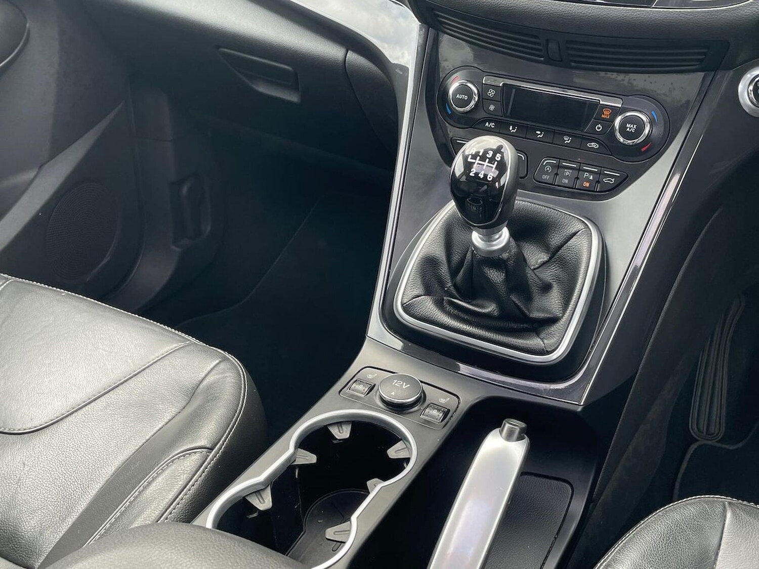 Used Ford Kuga 2015 for sale - 78194723: Photo 15