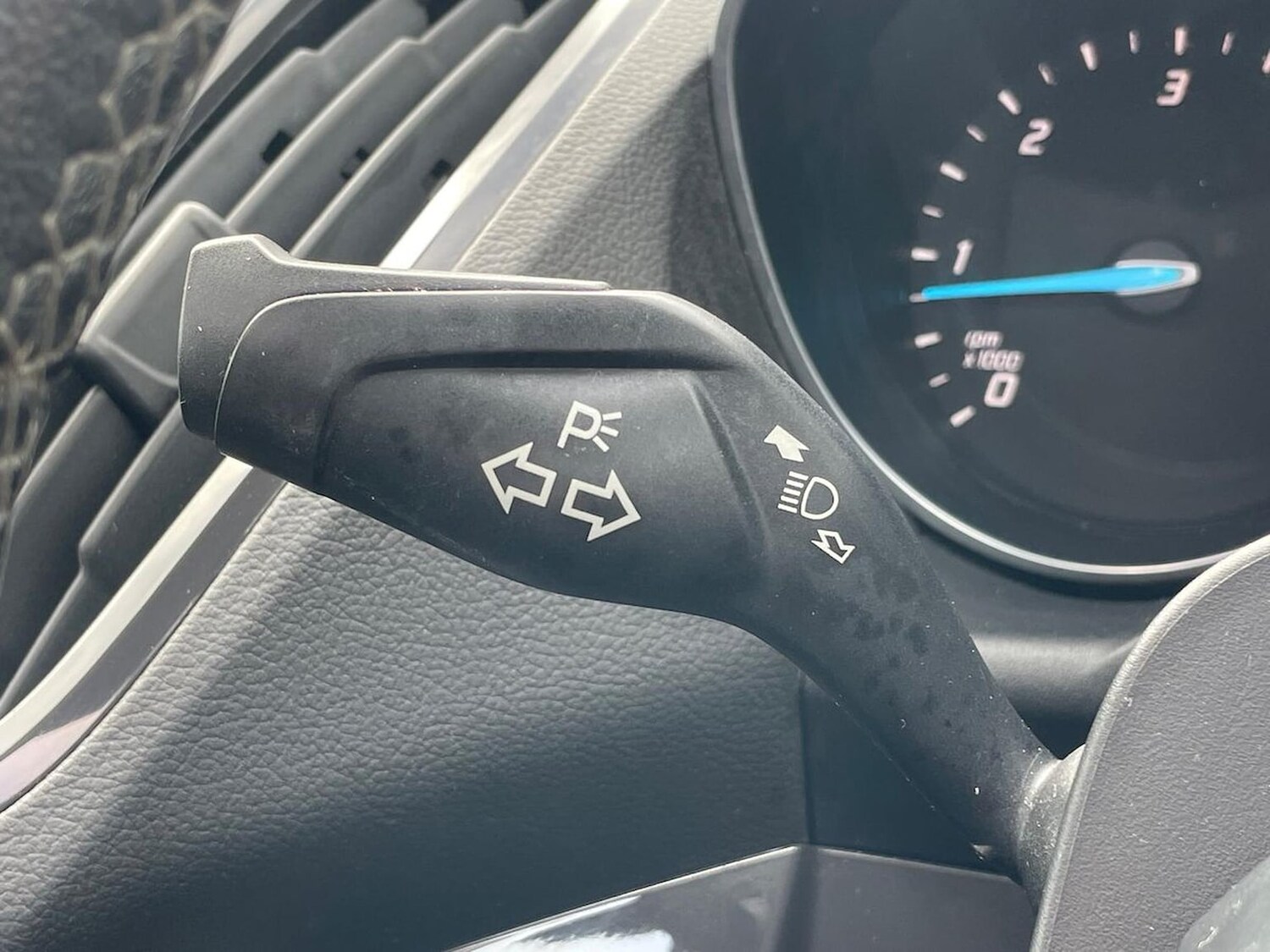 Used Ford Kuga 2015 for sale - 78194723: Photo 31