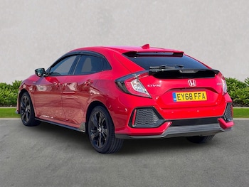 Used Honda Civic 2018 for sale - 78670615: Photo