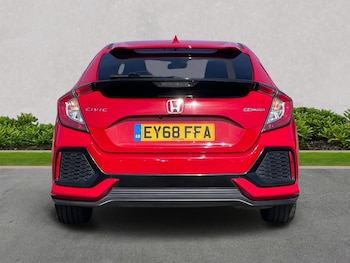 Used Honda Civic 2018 for sale - 78670615: Photo