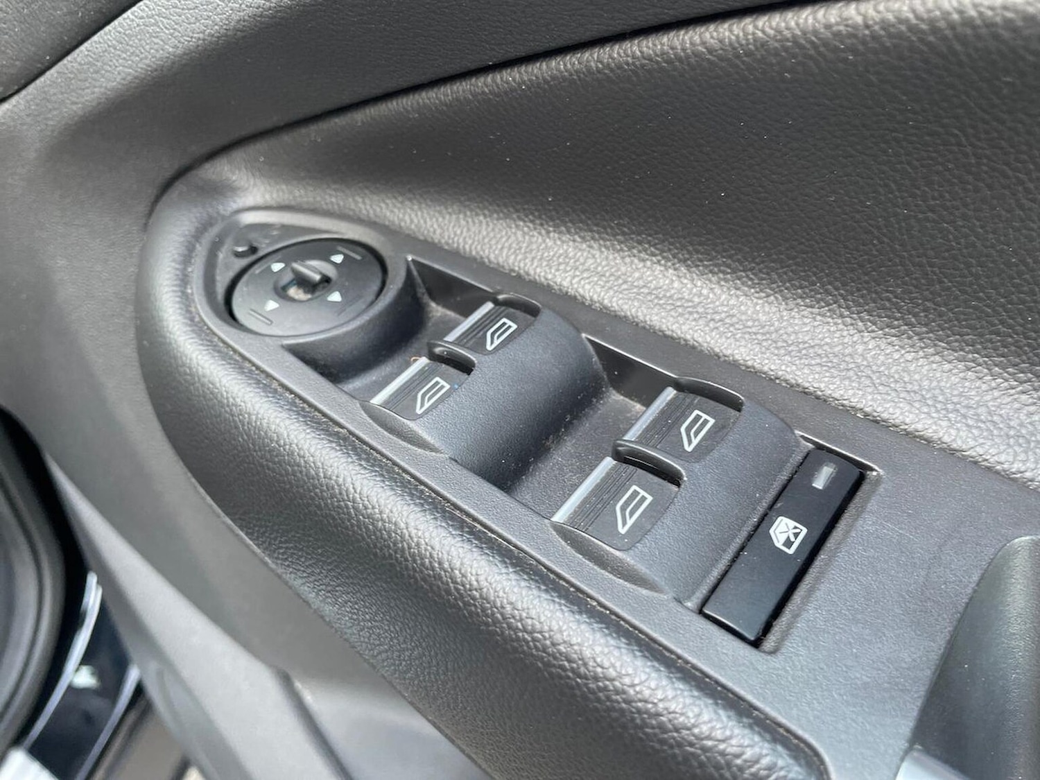 Used Ford Kuga 2019 for sale - 76932262: Photo 21