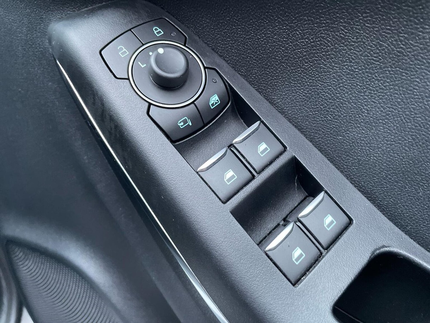 Used Ford Puma 2022 for sale - 76885022: Photo 21