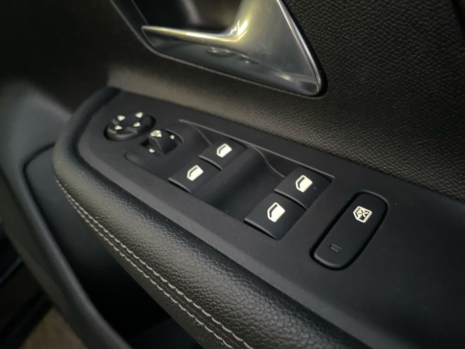 Used Vauxhall Mokka 2024 for sale - 77489385: Photo 21