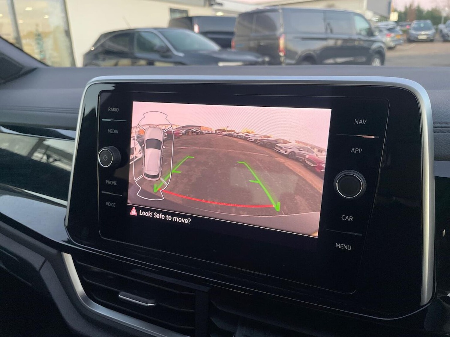 Used Volkswagen T-Roc 2022 for sale - 77008302: Photo 25