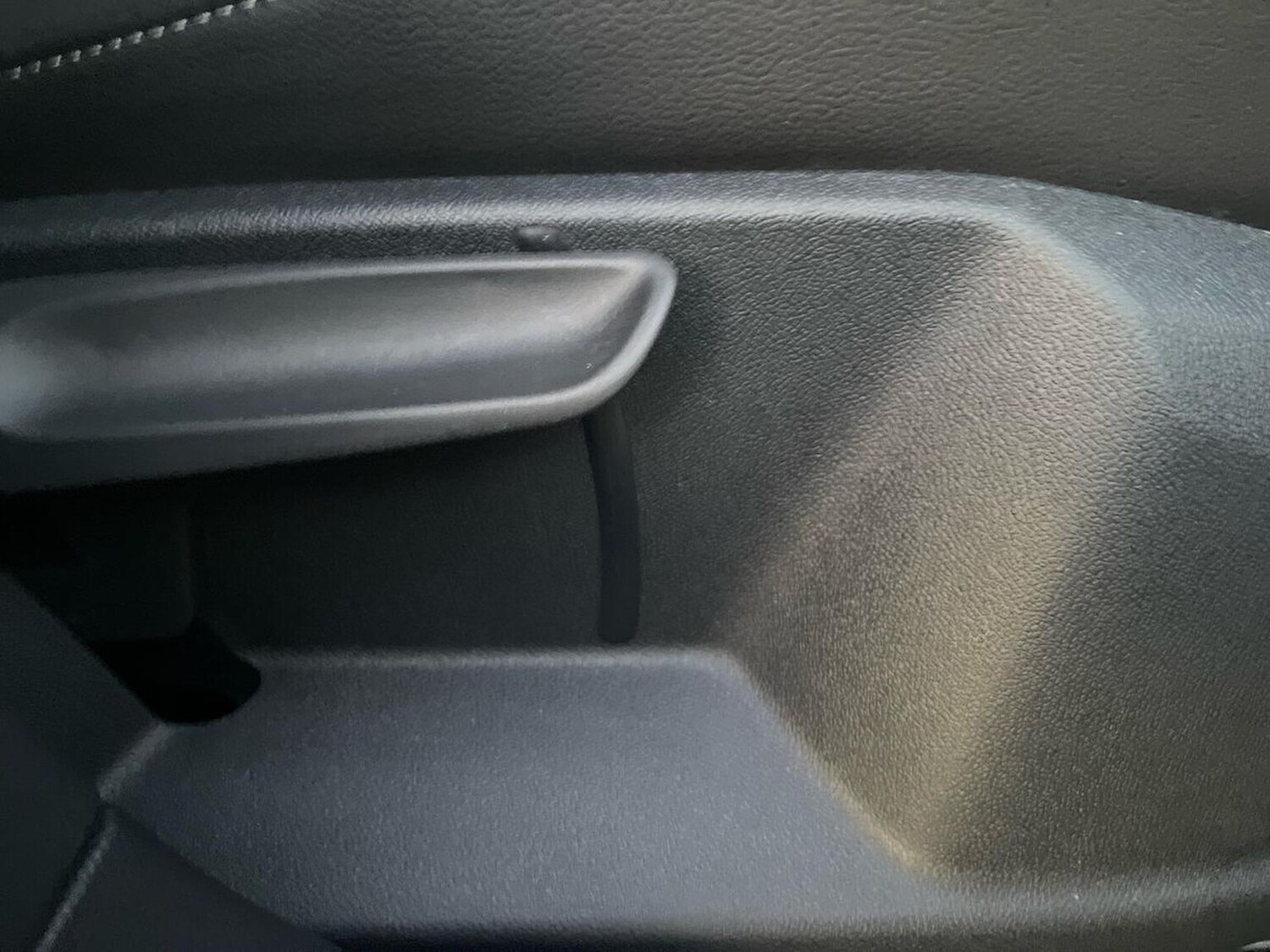 Used Volkswagen T-Roc 2022 for sale - 77008302: Photo 32