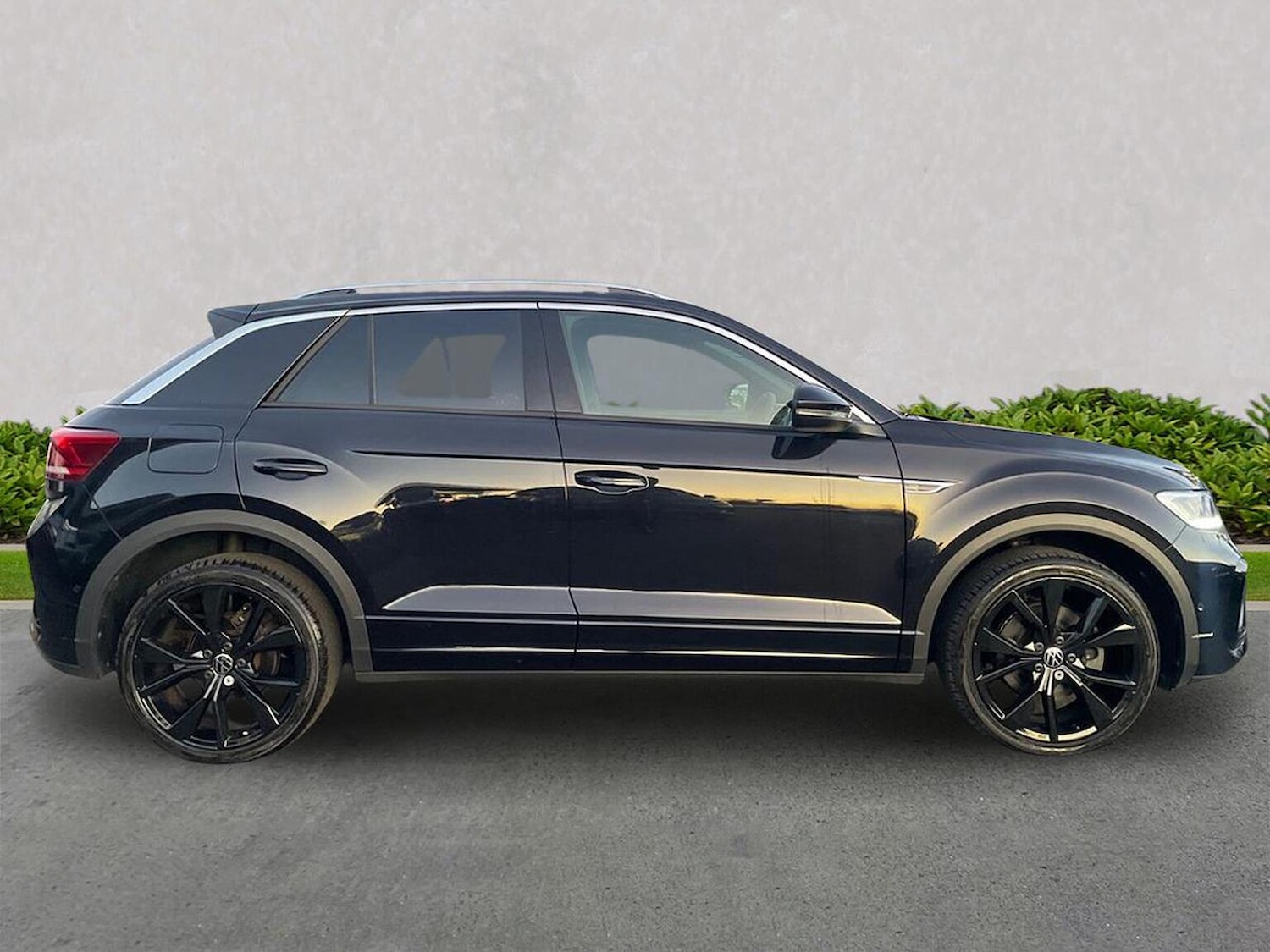 Used Volkswagen T-Roc 2022 for sale - 77008302: Photo 5