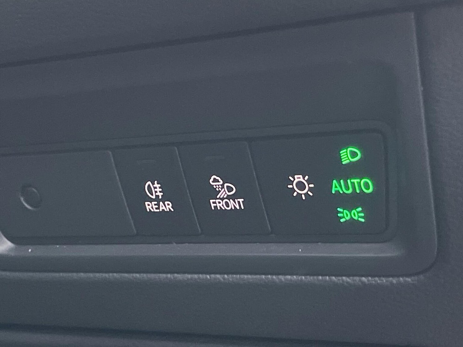 Used Volkswagen Touareg 2021 for sale - 77896227: Photo 22