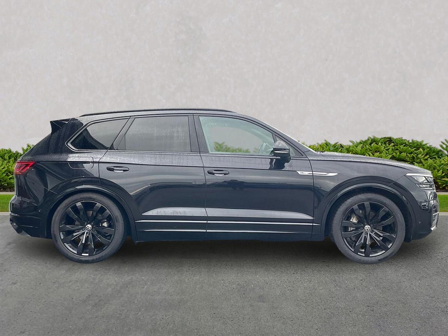 Used Volkswagen Touareg 2021 for sale - 77896227: Photo 3