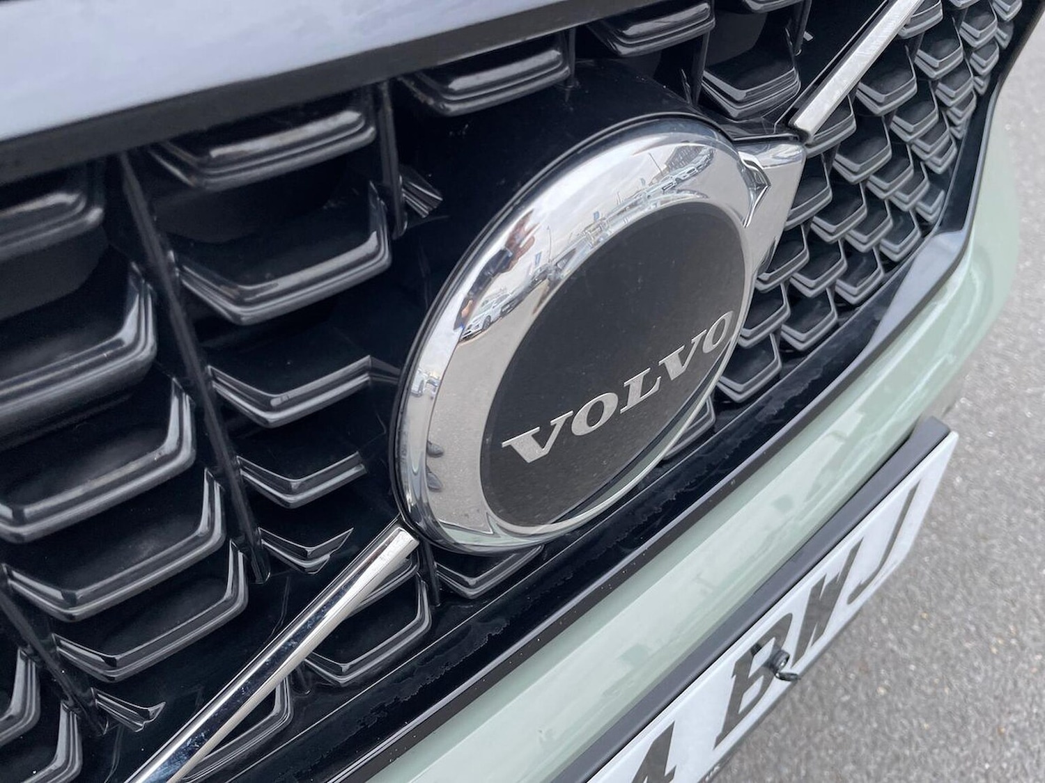 Used Volvo XC40 2024 for sale - 76570964: Photo 33