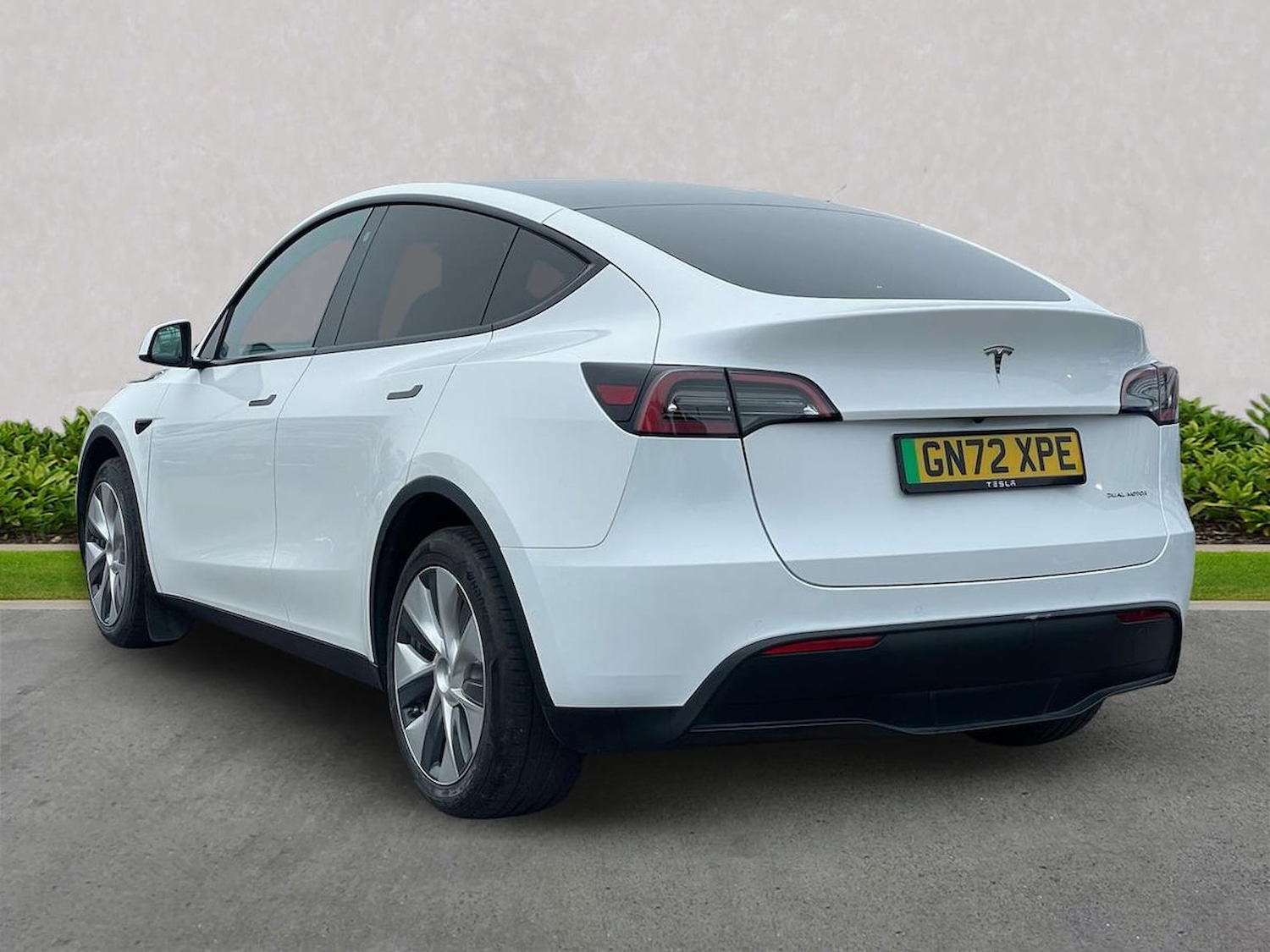 Used Tesla Model Y 2022 for sale - 78121831: Photo 2