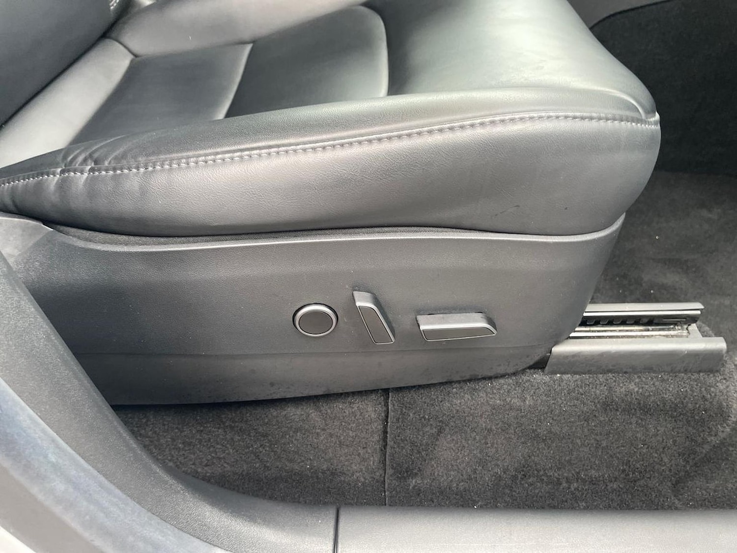 Used Tesla Model Y 2022 for sale - 78121831: Photo 32