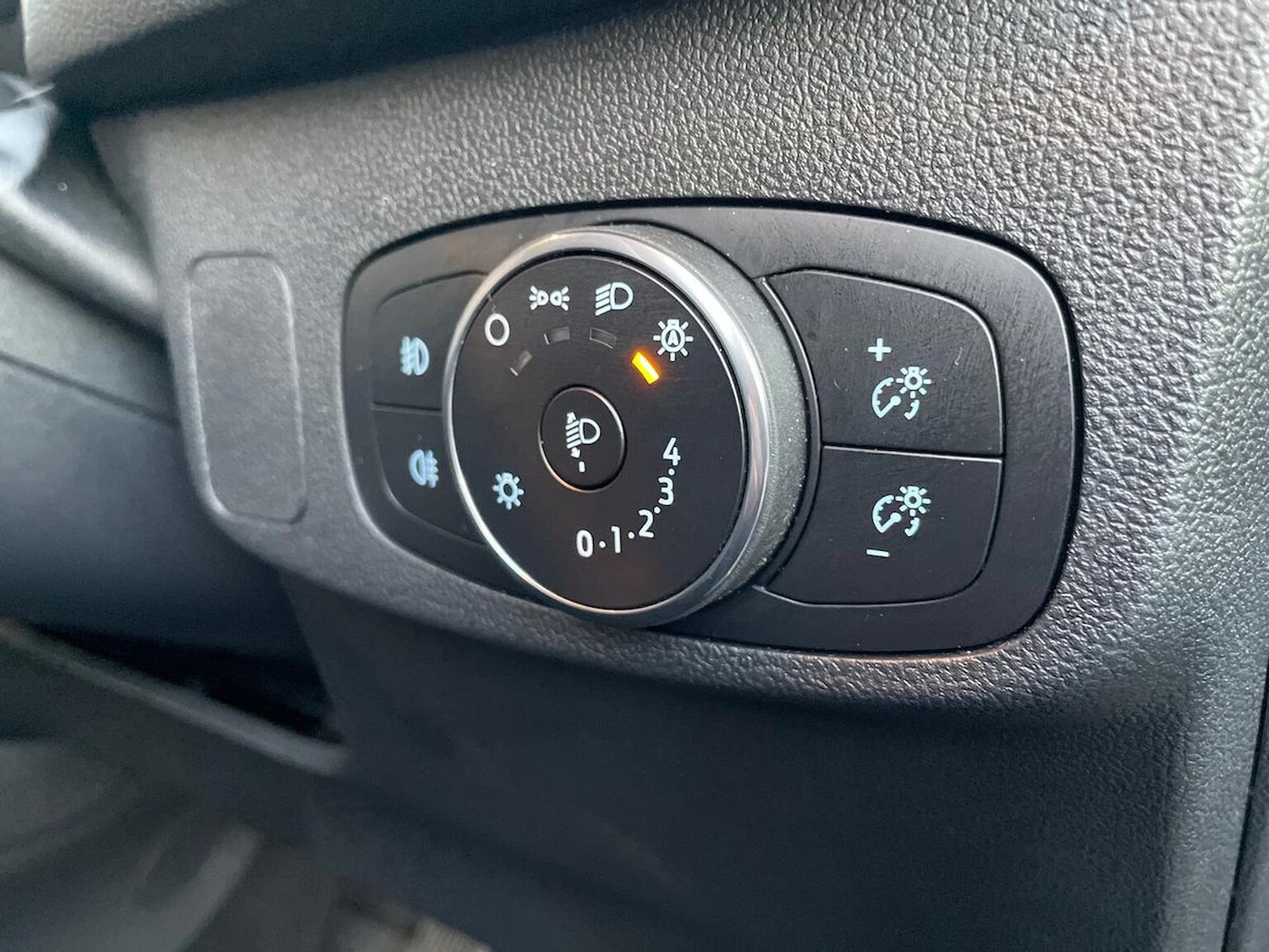 Used Ford Focus 2022 for sale - 76799327: Photo 25