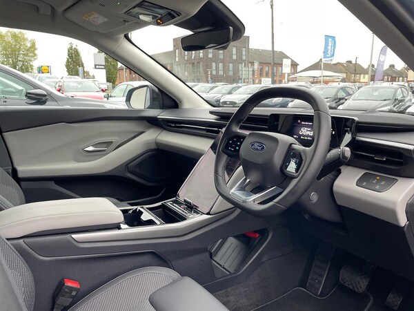 Used Ford Explorer 2024 for sale - 76281245: Photo 15