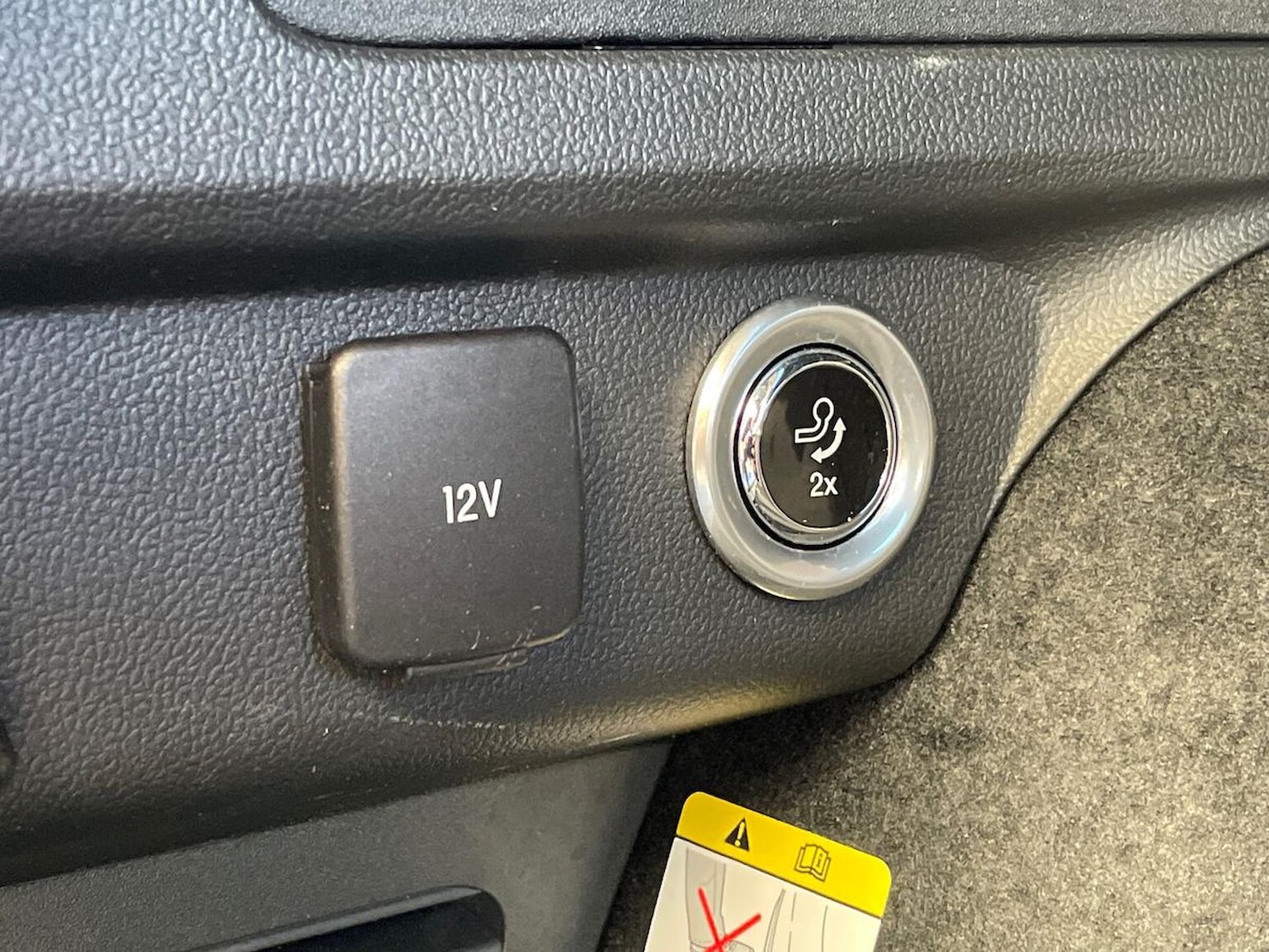 Used Ford Kuga 2022 for sale - 76638852: Photo 43