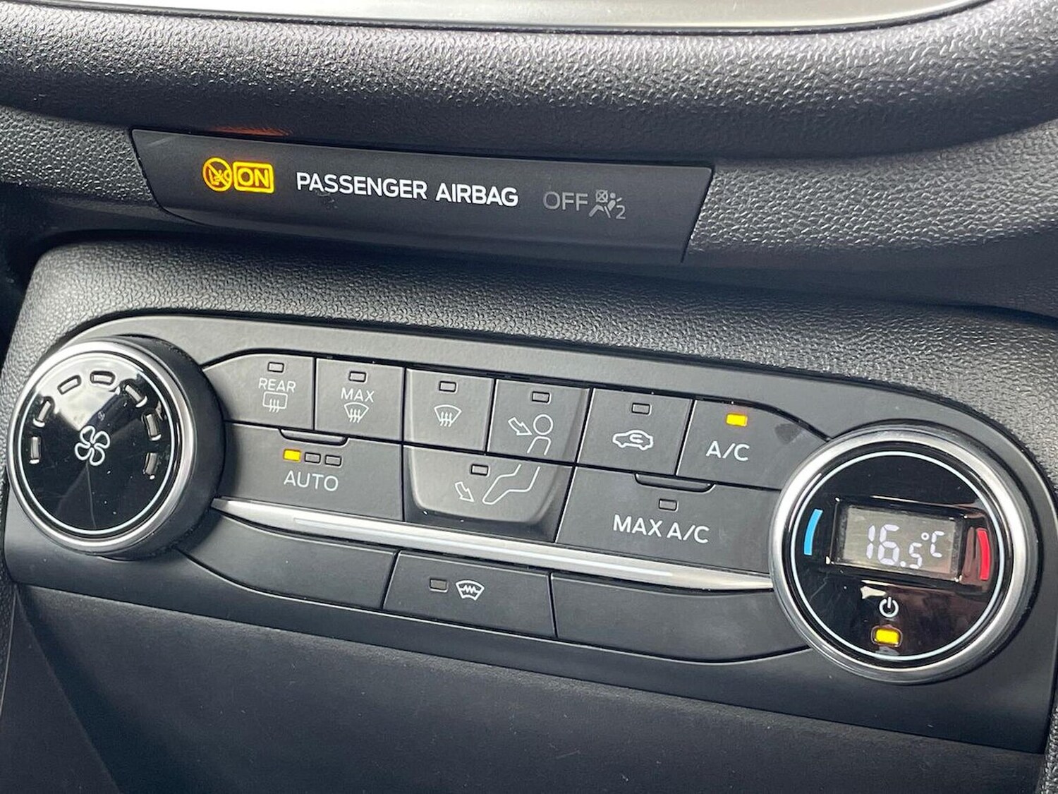 Used Ford Fiesta 2017 for sale - 78202028: Photo 12