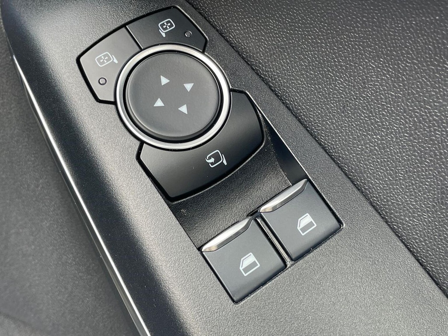 Used Ford Fiesta 2017 for sale - 78202028: Photo 21