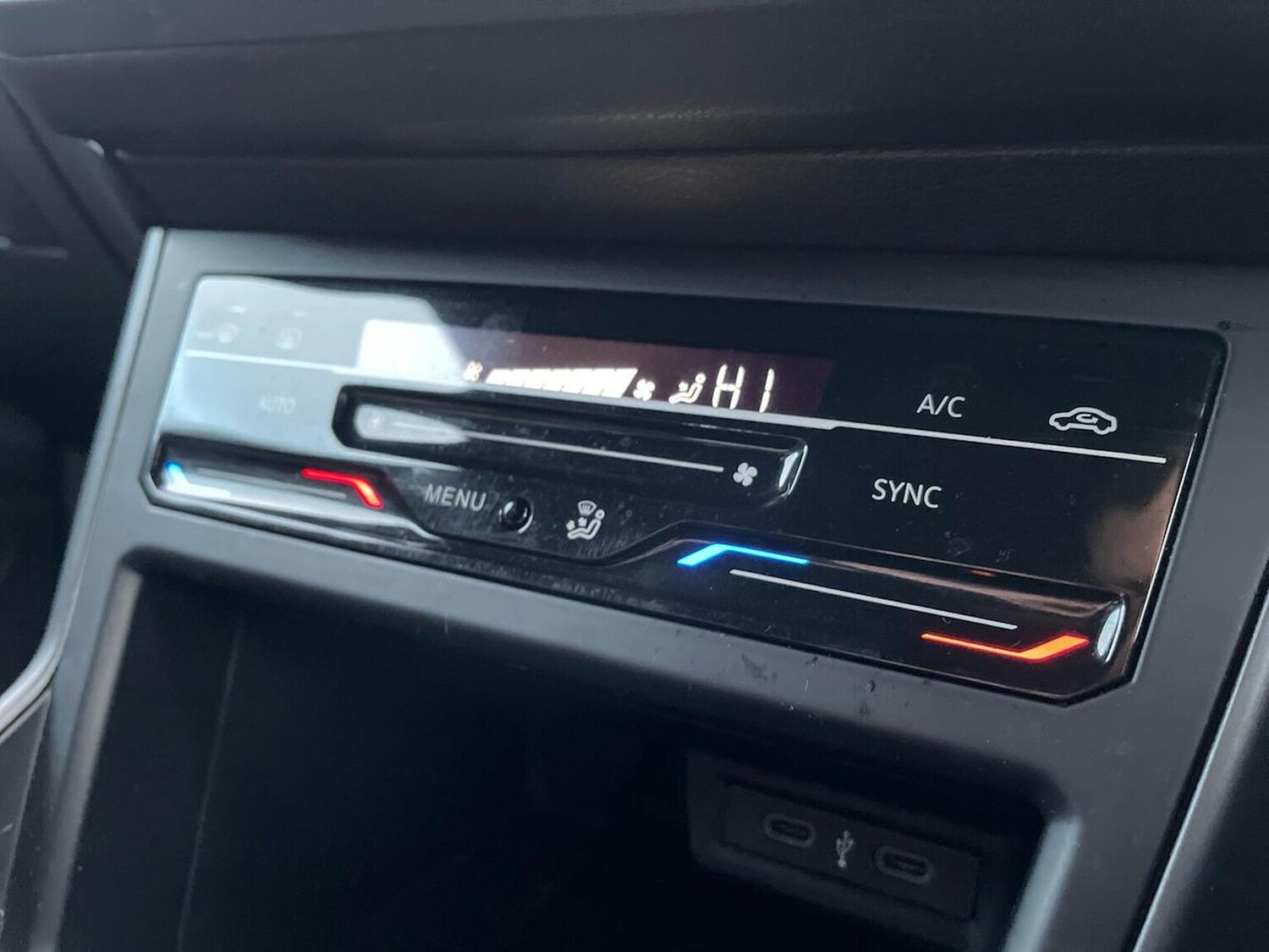 Used Volkswagen Taigo 2024 for sale - 77701351: Photo 12