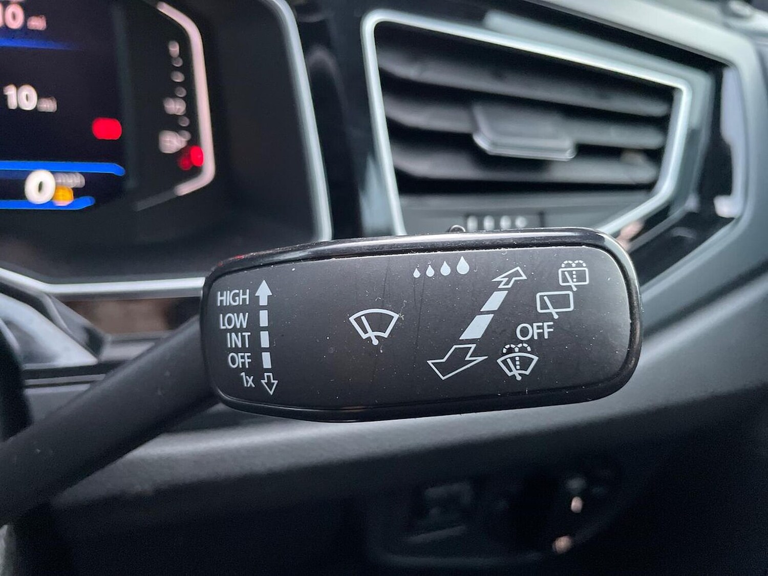 Used Volkswagen Taigo 2024 for sale - 77701351: Photo 28