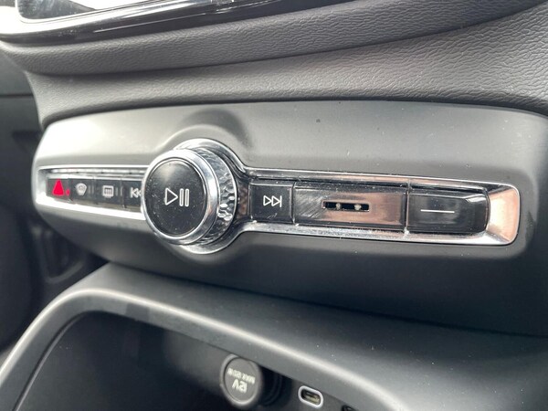 Used Volvo XC40 2024 for sale - 76194497: Photo 12