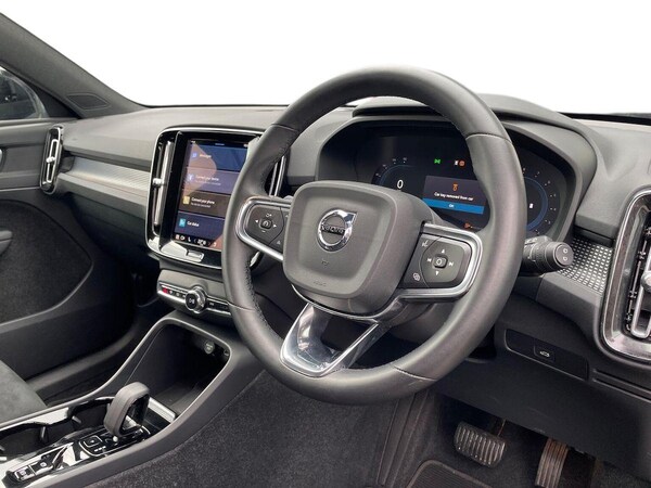 Used Volvo XC40 2024 for sale - 76194497: Photo 15