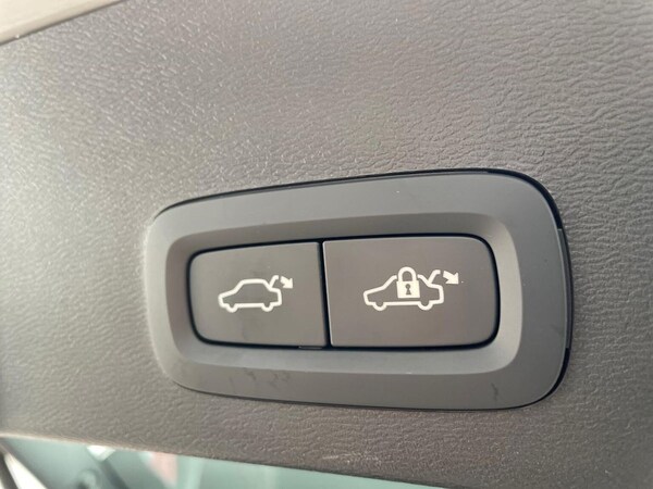 Used Volvo XC40 2024 for sale - 76194497: Photo 22