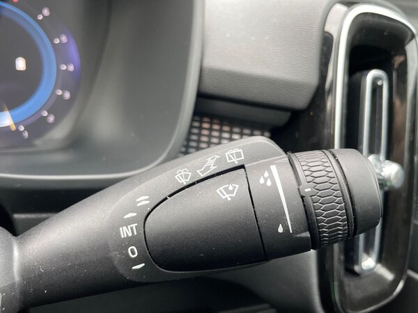 Used Volvo XC40 2024 for sale - 76194497: Photo 28