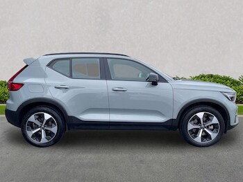 Used Volvo XC40 2024 for sale - 76194497: Photo 3
