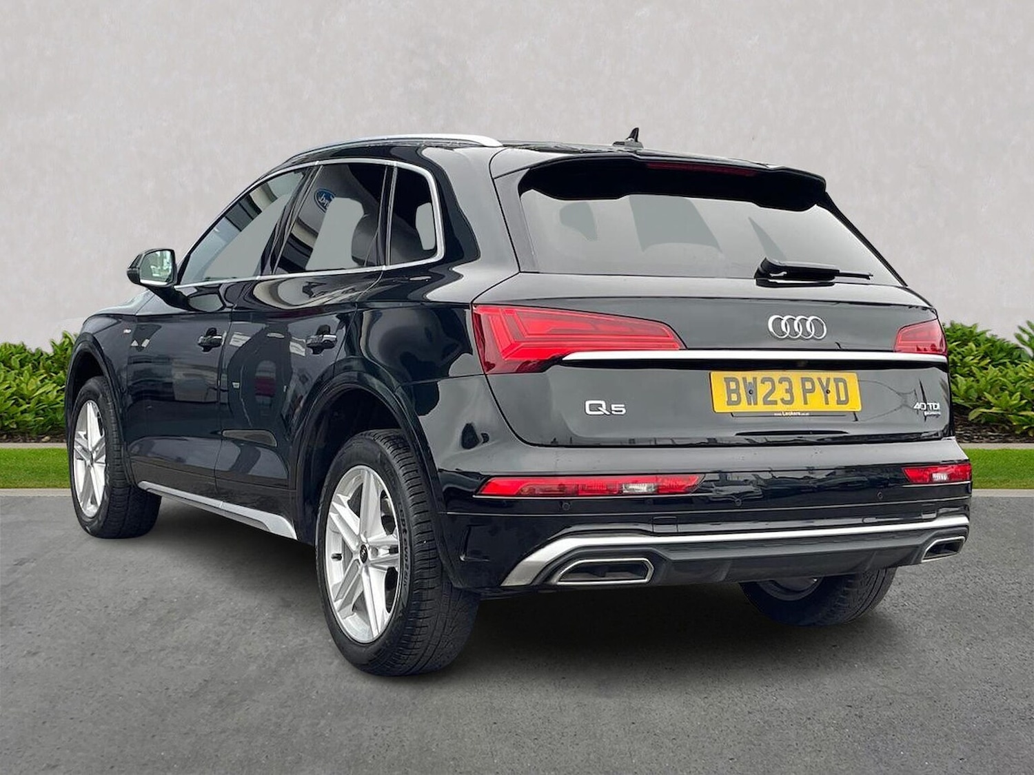 Used Audi Q5 2023 for sale - 76275149: Photo 2