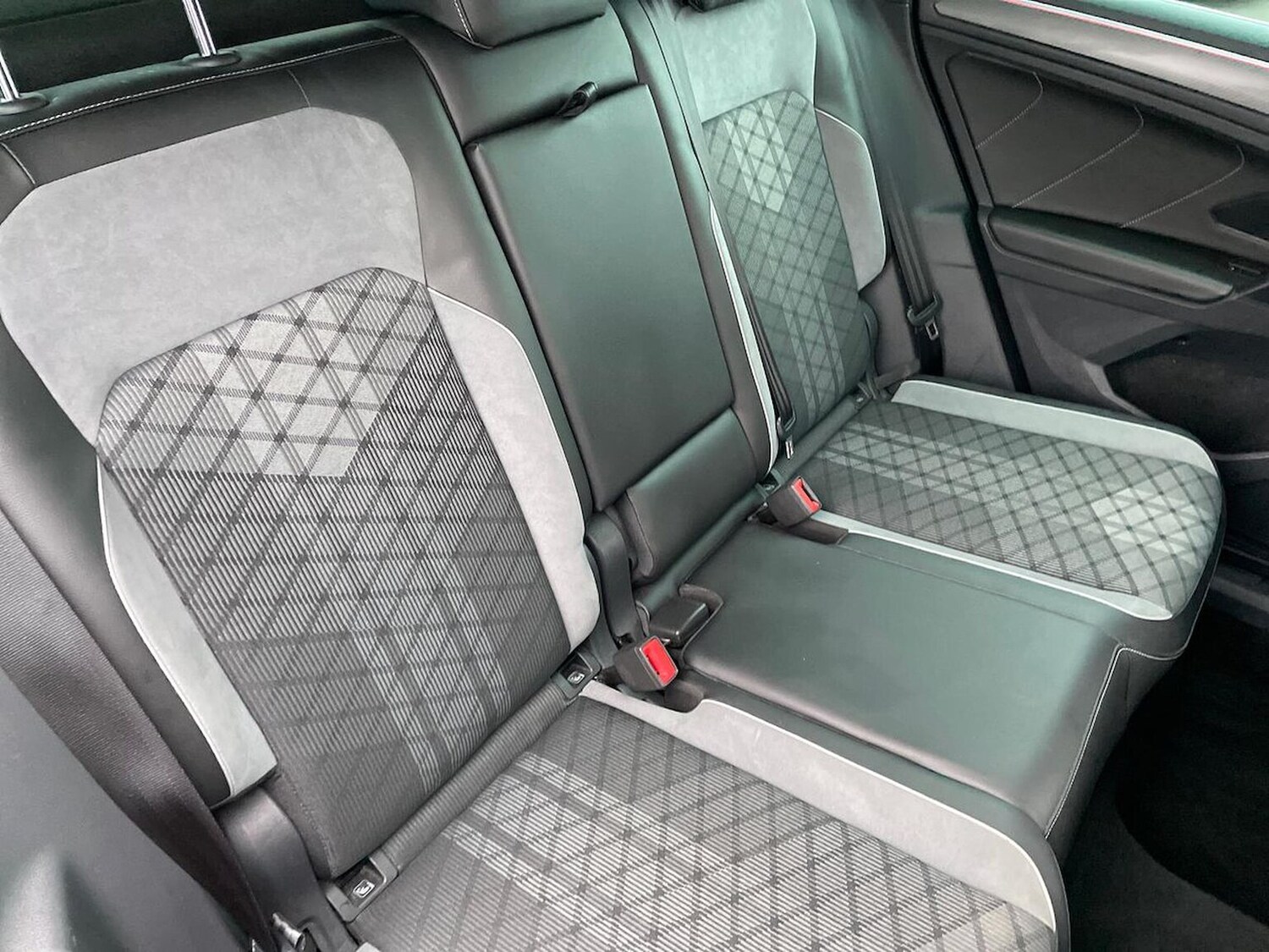 Used Volkswagen Tiguan 2022 for sale - 77872106: Photo 16