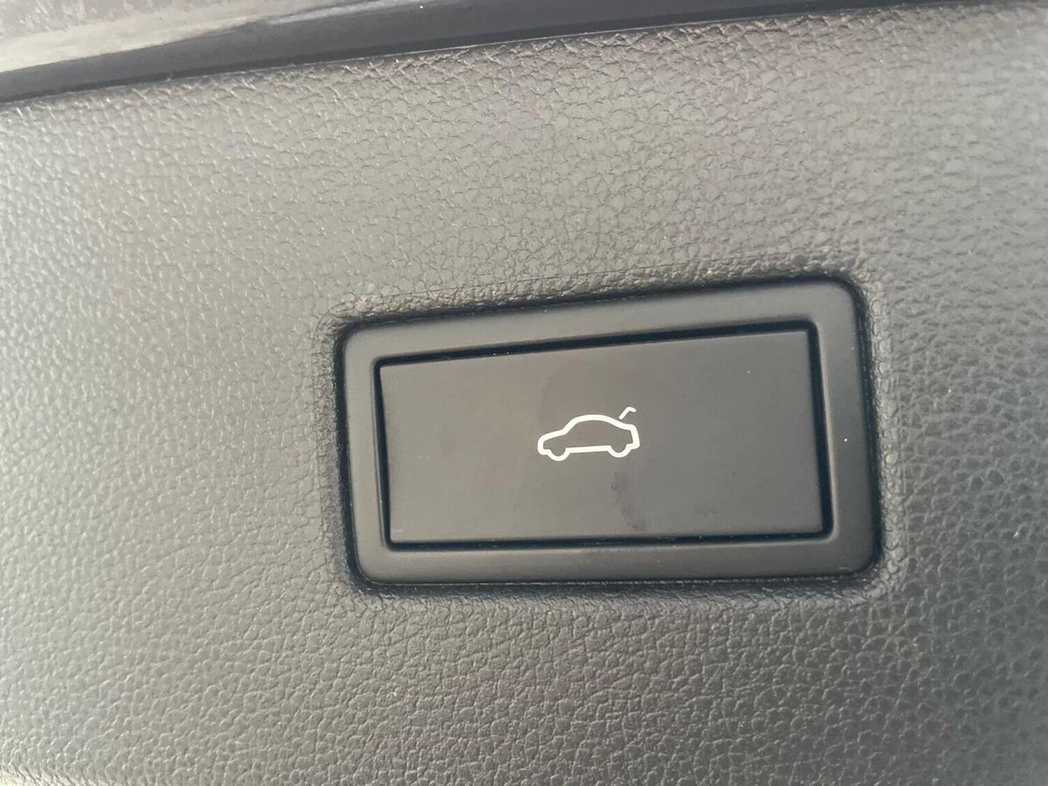 Used Volkswagen Tiguan 2022 for sale - 77872106: Photo 22