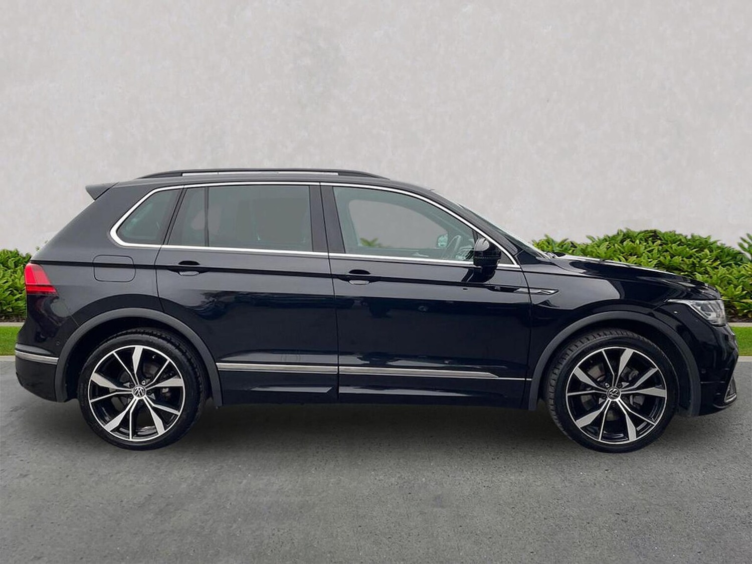 Used Volkswagen Tiguan 2022 for sale - 77872106: Photo 3
