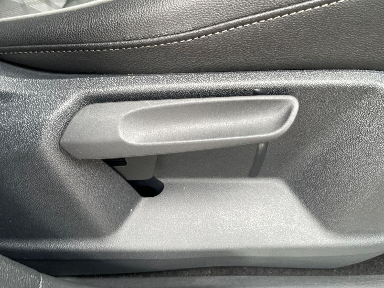 Used Volkswagen Tiguan 2022 for sale - 77872106: Photo 30