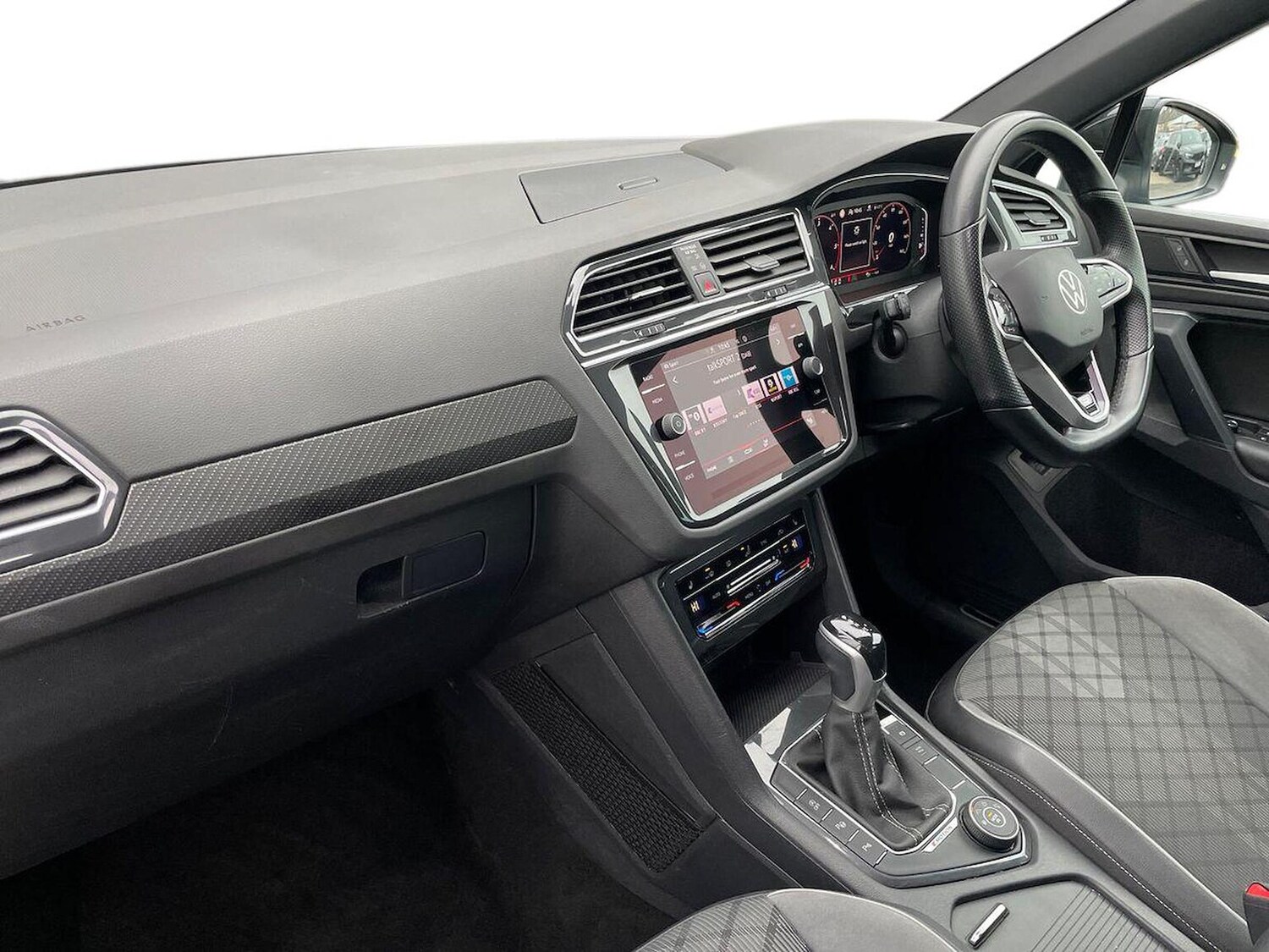 Used Volkswagen Tiguan 2022 for sale - 77872106: Photo 7