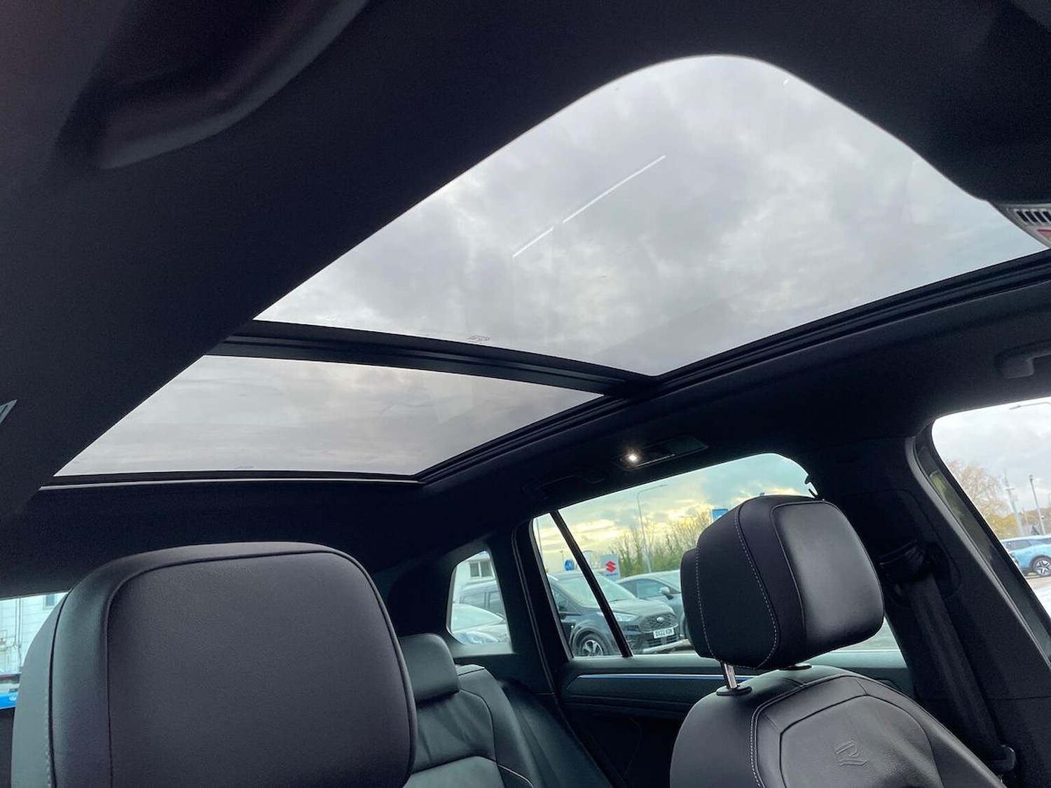 Used Volkswagen Tiguan 2022 for sale - 76547739: Photo 32